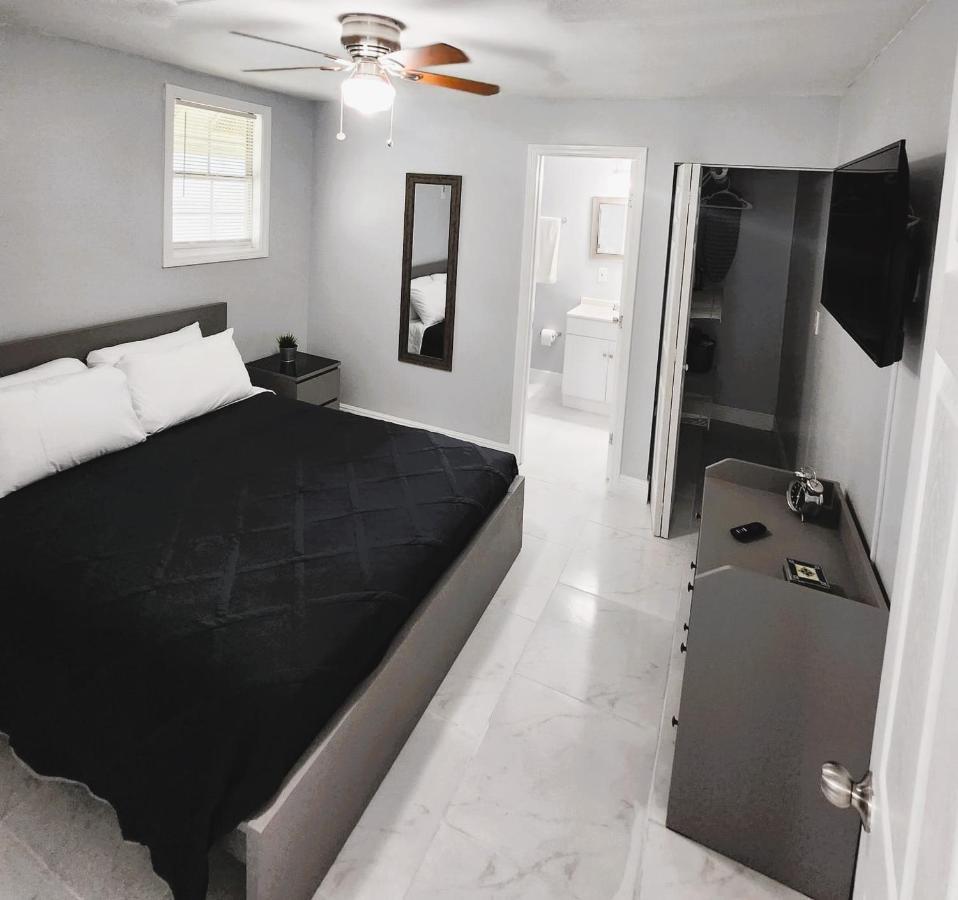 Cozy Tampa